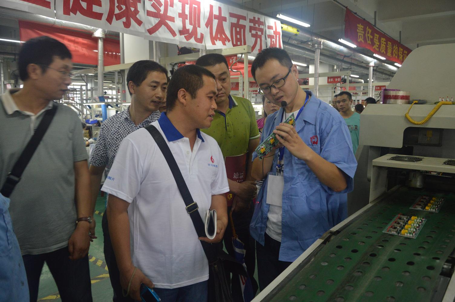 彭州市委组织部组织企业党建代表到成都MILAN米兰体育·（中国）官方网站集团考察党建工作