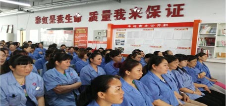 市职大请“劳模”到成都MILAN米兰体育·（中国）官方网站集团车间分享社会主义核心价值观