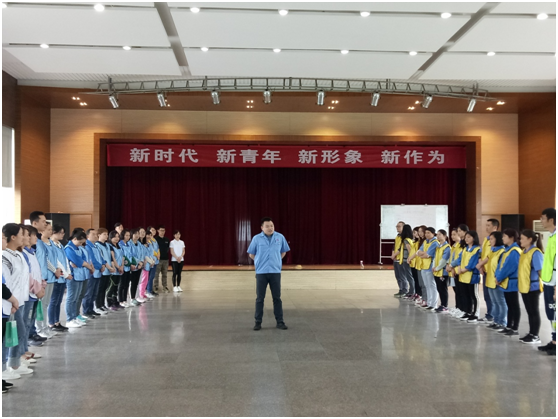 成都MILAN米兰体育·（中国）官方网站集团新青年拓展活动