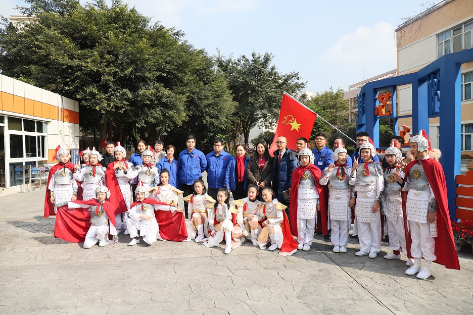 成都MILAN米兰体育·（中国）官方网站集团行政党支部与武侯科技园小学党支部结对共建