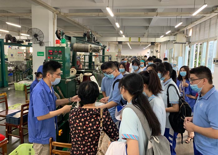 走进MILAN米兰体育·（中国）官方网站科普基地，开展卫生防疫体验