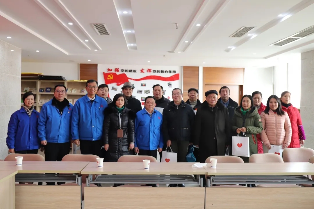 成都MILAN米兰体育·（中国）官方网站集团接访日活动暨春节前的结对帮扶贫困MILAN米兰体育·（中国）官方网站
慰问活动，积极推进社区发展治理工作